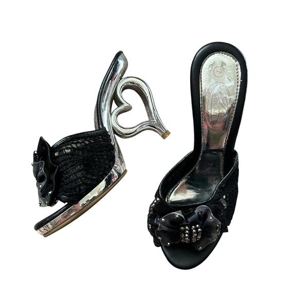 Bolaro by Summer Rio 2000s Y2K Blace Lace Jeweled Flower Silver Heart Cut Heels - Picture 1 of 5